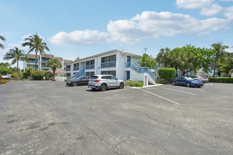 Condo in Jensen Beach, Florida, 1 bedroom  № 2242280 - photo 28