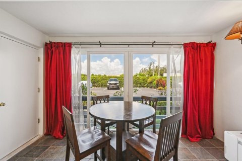 Condo in Jensen Beach, Florida, 1 bedroom  № 2242280 - photo 7
