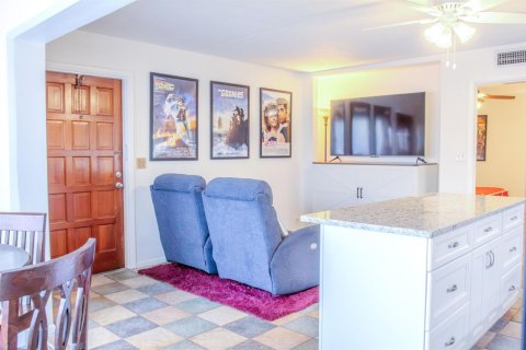 Condo in Jensen Beach, Florida, 1 bedroom  № 2242280 - photo 10