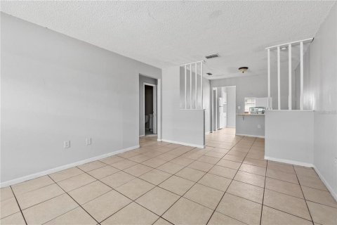 Propiedad comercial en venta en Lakeland, Florida, 6 dormitorios, 226.68 m2 № 1915372 - foto 21