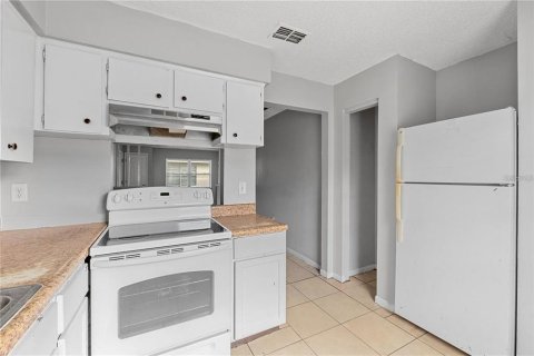 Propiedad comercial en venta en Lakeland, Florida, 6 dormitorios, 226.68 m2 № 1915372 - foto 18