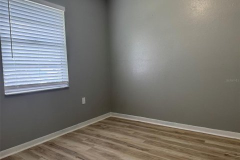Propiedad comercial en venta en Lakeland, Florida, 6 dormitorios, 226.68 m2 № 1915372 - foto 17