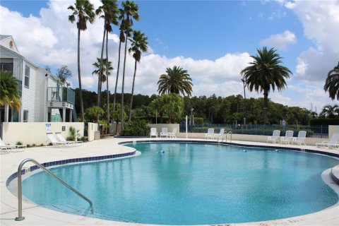 Condo in Orlando, Florida, 2 bedrooms  № 1885864 - photo 12