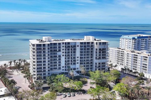 Condo in Sarasota, Florida, 2 bedrooms  № 1535176 - photo 1