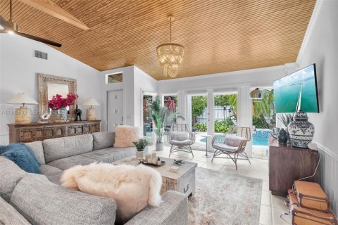 Casa en venta en Key West, Florida, 3 dormitorios, 157 m2 № 2027192 - foto 8