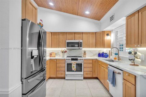 Casa en venta en Key West, Florida, 3 dormitorios, 157 m2 № 2027192 - foto 15