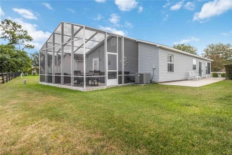House in The Villages, Florida 2 bedrooms, 104.14 sq.m. № 1880671 - photo 23