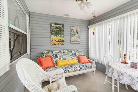 House in The Villages, Florida 2 bedrooms, 104.14 sq.m. № 1880671 - photo 19