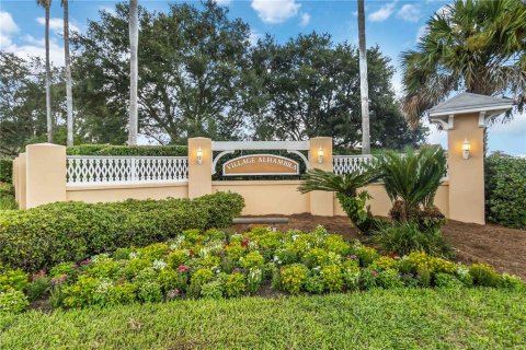 House in The Villages, Florida 2 bedrooms, 104.14 sq.m. № 1880671 - photo 26