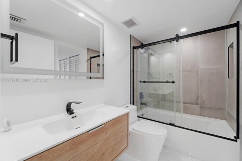 Copropriété à vendre à North Bay Village, Floride: 2 chambres, 95.69 m2 № 1990164 - photo 22