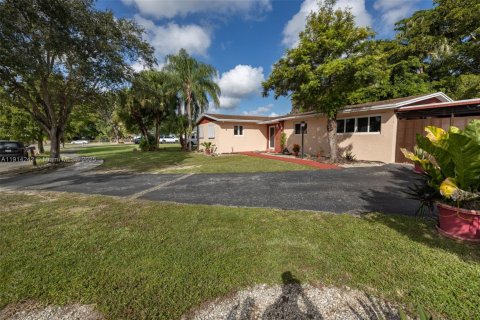 Casa en venta en Homestead, Florida, 4 dormitorios, 157 m2 № 1970377 - foto 6