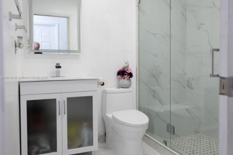 Casa en venta en Homestead, Florida, 4 dormitorios, 157 m2 № 1970377 - foto 26