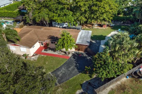 Casa en venta en Homestead, Florida, 4 dormitorios, 157 m2 № 1970377 - foto 4