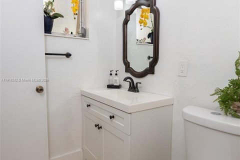 Casa en venta en Homestead, Florida, 4 dormitorios, 157 m2 № 1970377 - foto 18