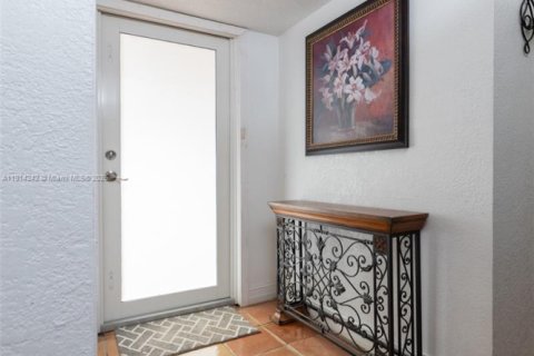 Casa en venta en Homestead, Florida, 4 dormitorios, 157 m2 № 1970377 - foto 15