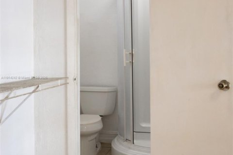 Casa en venta en Homestead, Florida, 4 dormitorios, 157 m2 № 1970377 - foto 30