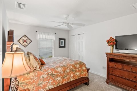 House in The Villages, Florida 3 bedrooms, 157.47 sq.m. № 2217221 - photo 28