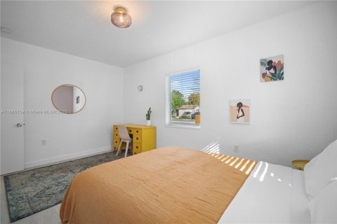House in North Miami, Florida 5 bedrooms № 1930581 - photo 27