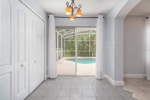 House in Orlando, Florida 4 bedrooms, 193.05 sq.m. № 1816778 - photo 8