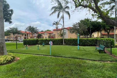 Купить кондоминиум в Хомстед, Флорида 3 спальни, 98.66м2, № 2047795 - фото 22