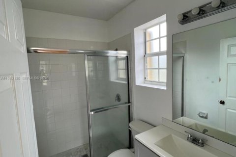 Купить кондоминиум в Хомстед, Флорида 3 спальни, 98.66м2, № 2047795 - фото 14