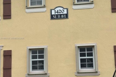 Купить кондоминиум в Хомстед, Флорида 3 спальни, 98.66м2, № 2047795 - фото 2