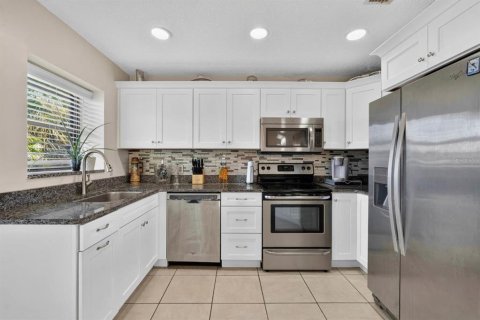 Villa ou maison à vendre à Palm Coast, Floride: 3 chambres, 152.73 m2 № 2296256 - photo 12