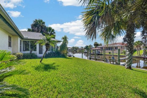 Villa ou maison à vendre à Palm Coast, Floride: 3 chambres, 152.73 m2 № 2296256 - photo 29