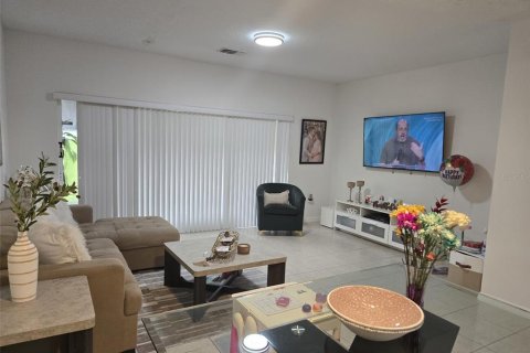 Touwnhouse à louer à Davenport, Floride: 2 chambres, 138.05 m2 № 2417007 - photo 4