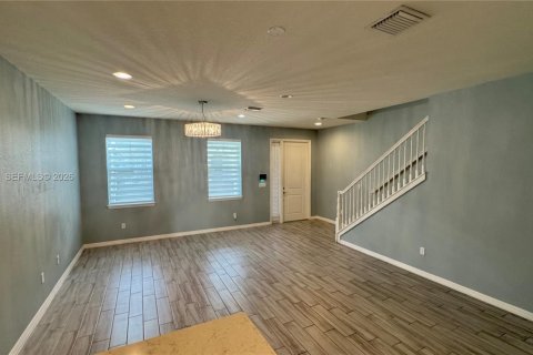 Купить таунхаус в Холливуд, Флорида 3 спальни, 132.01м2, № 2021918 - фото 6