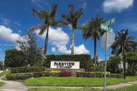 Купить таунхаус в Холливуд, Флорида 3 спальни, 132.01м2, № 2021918 - фото 16