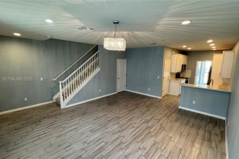 Купить таунхаус в Холливуд, Флорида 3 спальни, 132.01м2, № 2021918 - фото 5