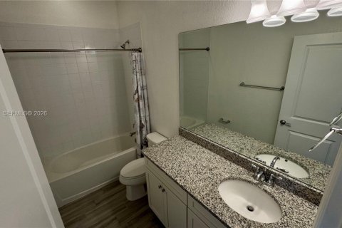 Купить таунхаус в Холливуд, Флорида 3 спальни, 132.01м2, № 2021918 - фото 13