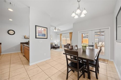 Adosado en venta en Kissimmee, Florida, 4 dormitorios, 175.03 m2 № 1916979 - foto 5