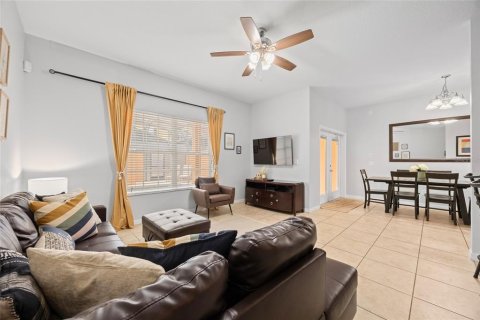 Adosado en venta en Kissimmee, Florida, 4 dormitorios, 175.03 m2 № 1916979 - foto 14