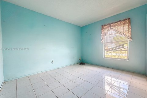 Купить виллу или дом в Порт-Сент-Луси, Флорида 2 спальни, 83.05м2, № 2029627 - фото 14