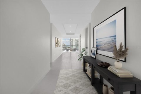 Condo in Saint Petersburg, Florida, 3 bedrooms  № 2138230 - photo 3