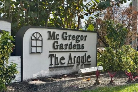 House in Fort Myers, Florida 3 bedrooms, 109.07 sq.m. № 2107310 - photo 24