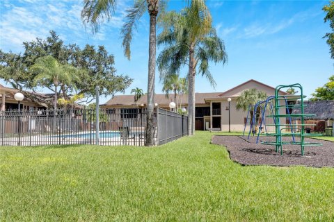 Снять в аренду кондоминиум в Майами, Флорида 1 спальня, 68.38м2, № 2005487 - фото 13