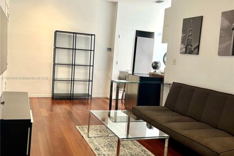 Condominio en venta en Miami Beach, Florida, 1 dormitorio, 48.31 m2 № 1833732 - foto 3