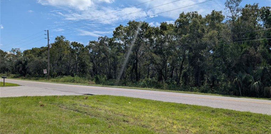 Land in Hudson, Florida № 1673795