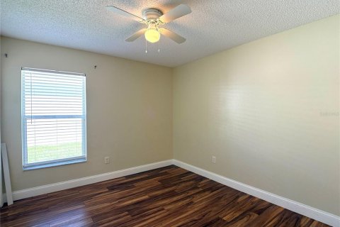House in Davenport, Florida 4 bedrooms, 154.31 sq.m. № 2167755 - photo 24