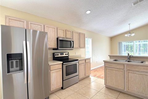House in Davenport, Florida 4 bedrooms, 154.31 sq.m. № 2167755 - photo 4