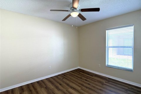 House in Davenport, Florida 4 bedrooms, 154.31 sq.m. № 2167755 - photo 22