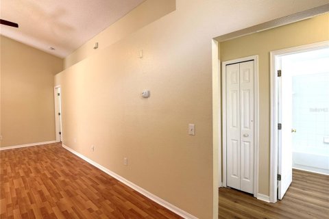House in Davenport, Florida 4 bedrooms, 154.31 sq.m. № 2167755 - photo 12