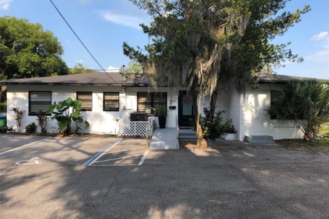Propiedad comercial en alquiler en Winter Park, Florida, 153.2 m2 № 2234647 - foto 3