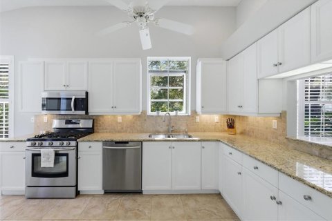 Casa en venta en University Park, Florida, 2 dormitorios, 136.85 m2 № 2152289 - foto 12