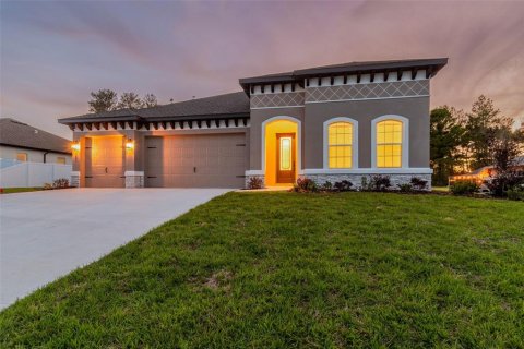 Villa ou maison à vendre à Weeki Wachee, Floride: 4 chambres, 242.66 m2 № 2202734 - photo 9