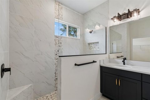 Villa ou maison à vendre à Weeki Wachee, Floride: 4 chambres, 242.66 m2 № 2202734 - photo 29