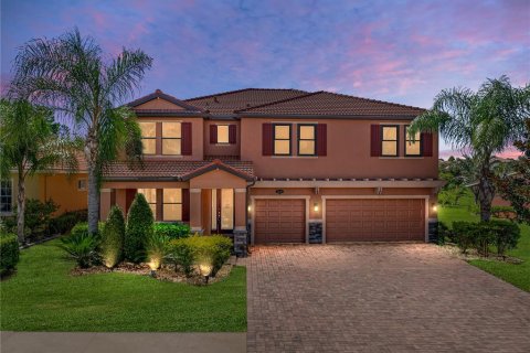 House in Lakeland, Florida 4 bedrooms, 308.9 sq.m. № 1885547 - photo 1